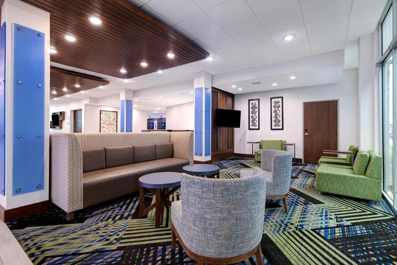 Holiday Inn Express & Suites - Grand Rapids South - Wyoming By Ihg Exterior foto